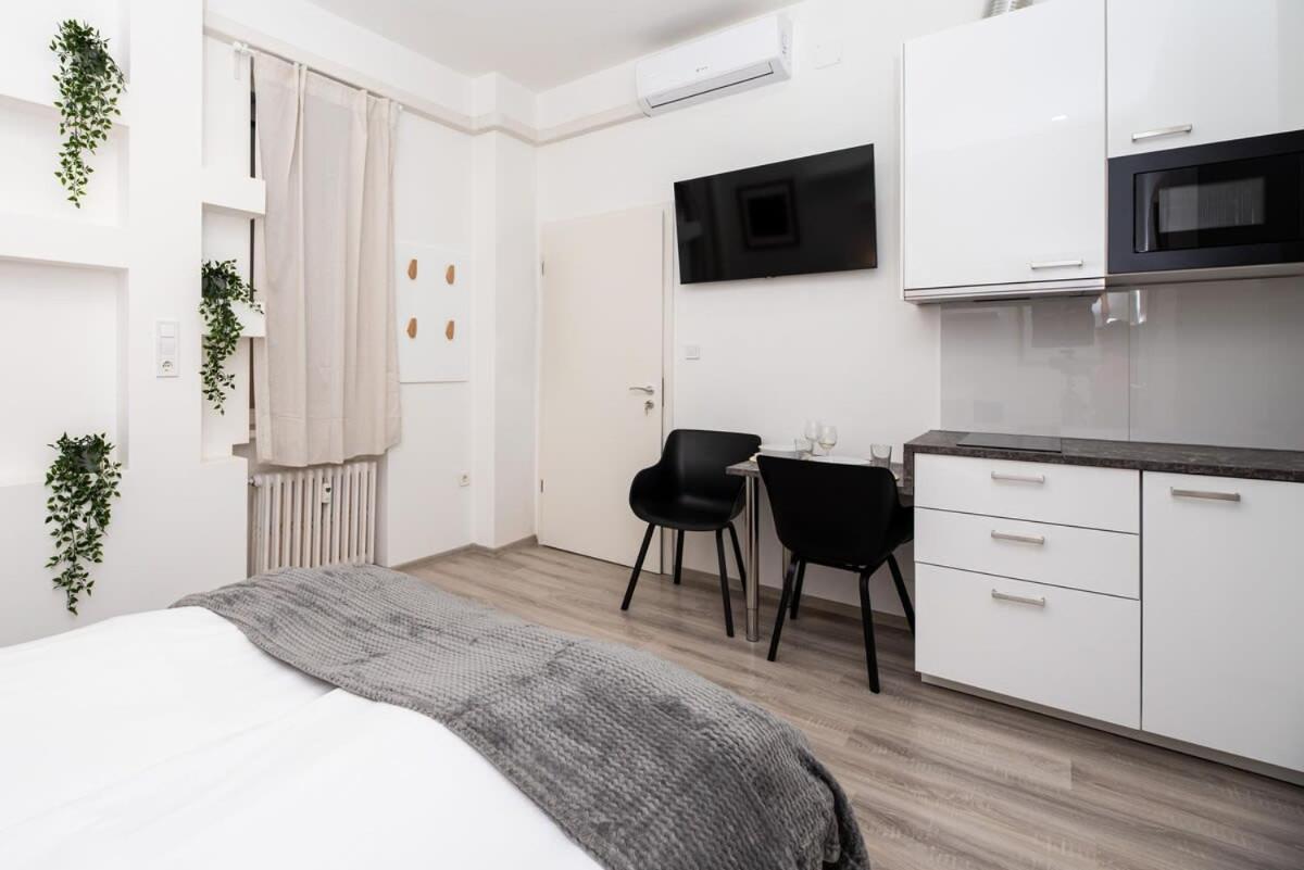 Extra Central - New - Charming Studio Budapest Eksteriør bilde